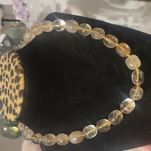Golden rutile necklace. with magnet close
